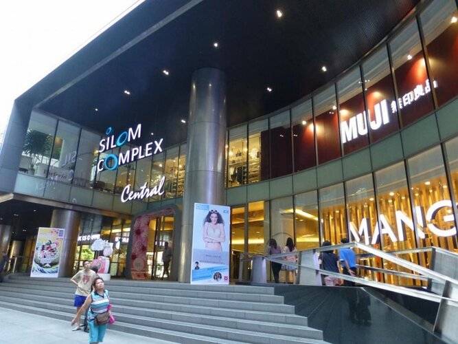 D Varee Xpress Pula Silom