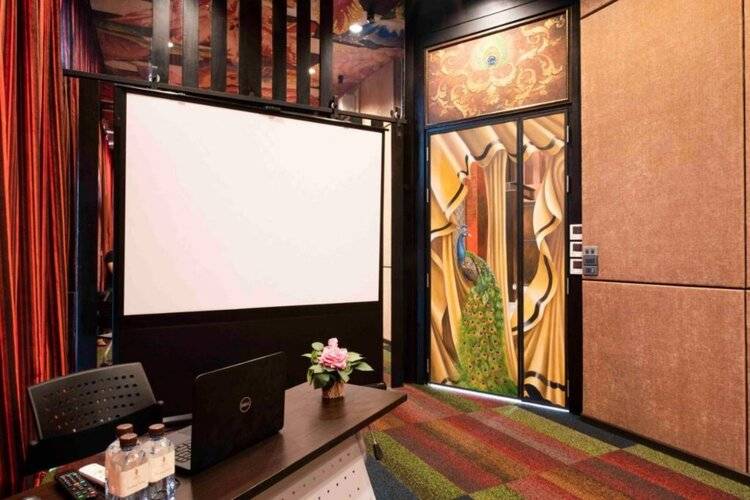 Dhevi Bangkok Hotel