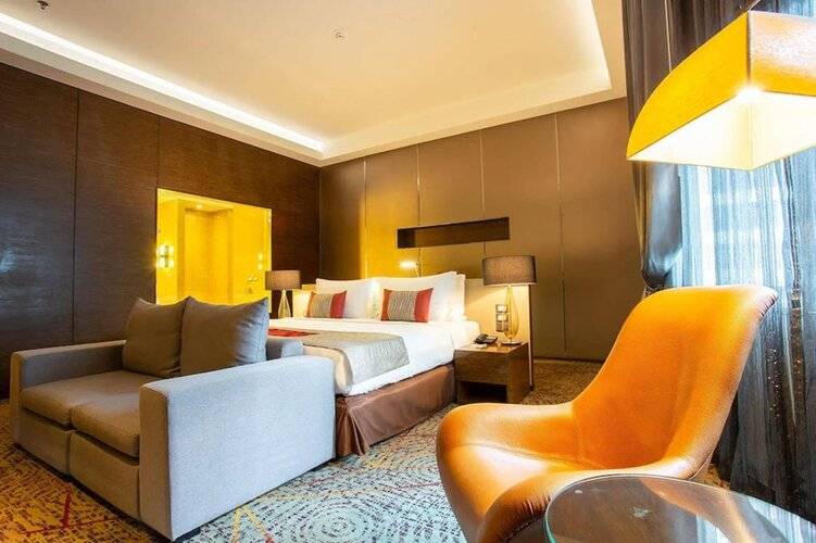 Graceland Bangkok Hotel