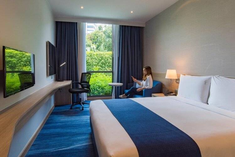 Holiday Inn Express Bangkok Soi Soonvijai