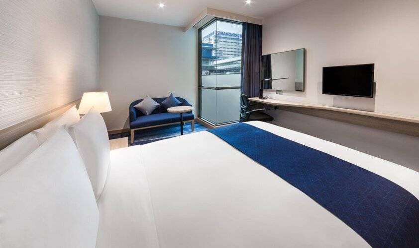 Holiday Inn Express Bangkok Soi Soonvijai