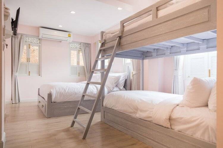 Noursabah Bed Bangkok