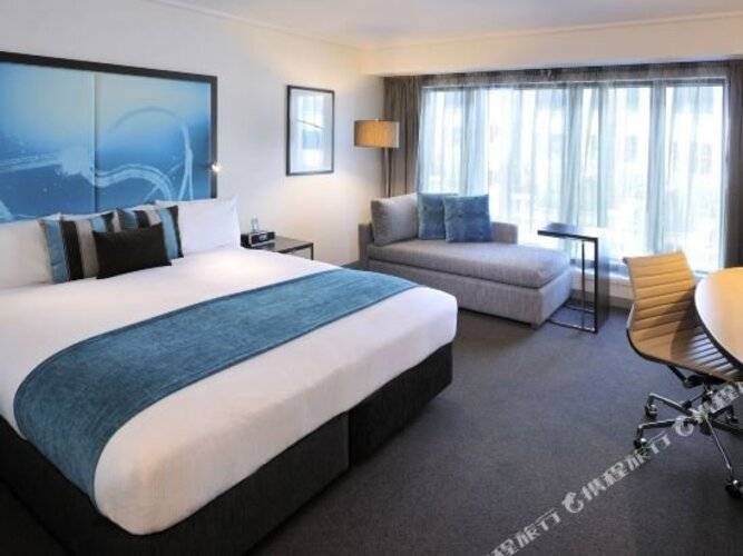 Airport Hotel