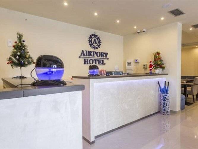 Airport Hotel