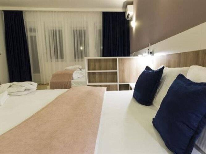 Airport Hotel