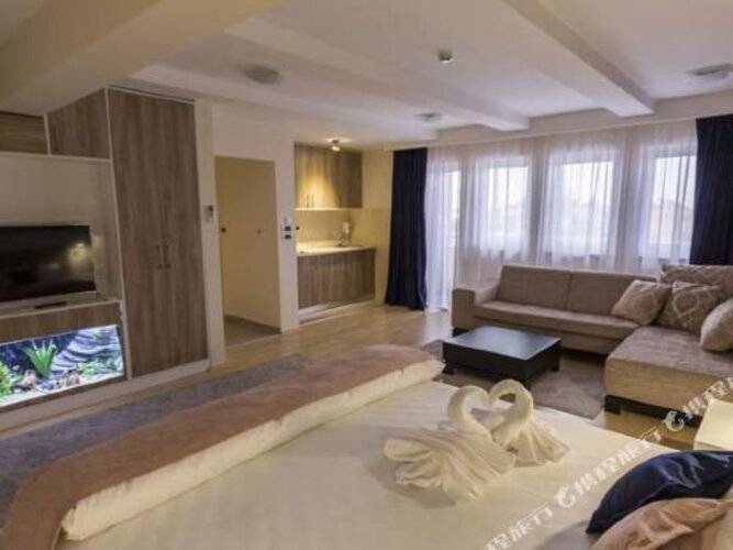 Airport Hotel