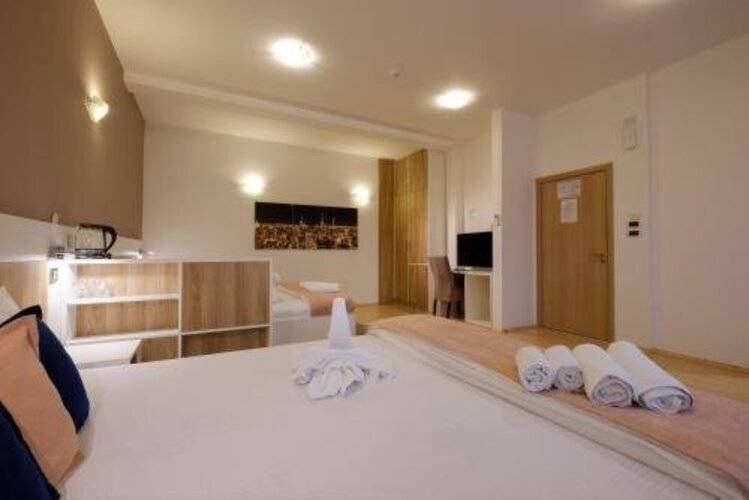 Airport Hotel