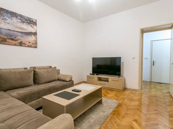 Apartment Dositejeva