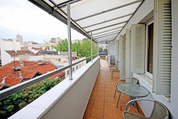 Apartment Dositejeva