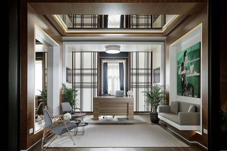 Dominic Smart & Luxury Suites Parliament