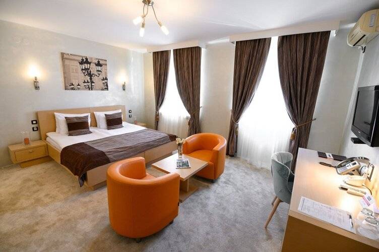 Euro Garni Hotel