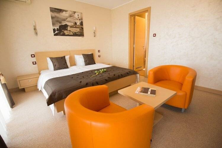 Euro Garni Hotel