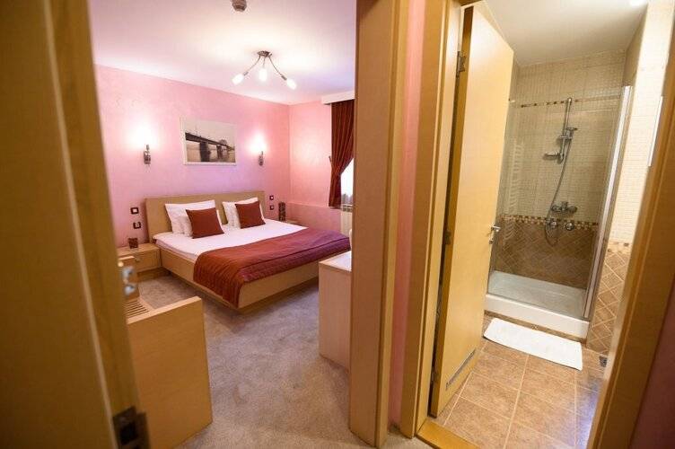 Euro Garni Hotel