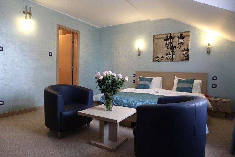 Euro Garni Hotel