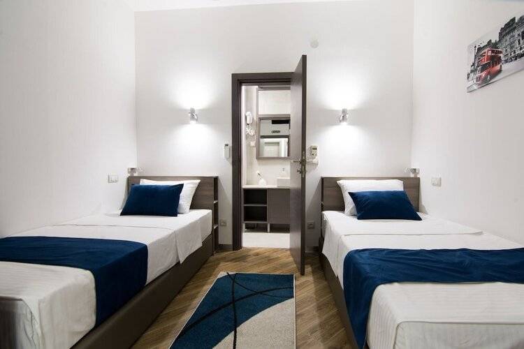Hotel Omia