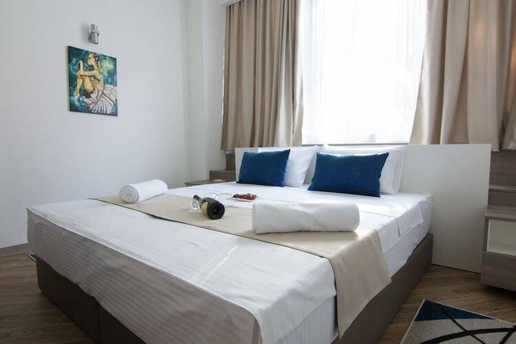 Hotel Omia