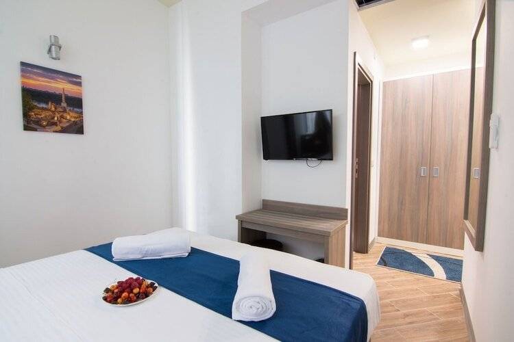 Hotel Omia