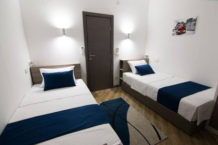 Hotel Omia