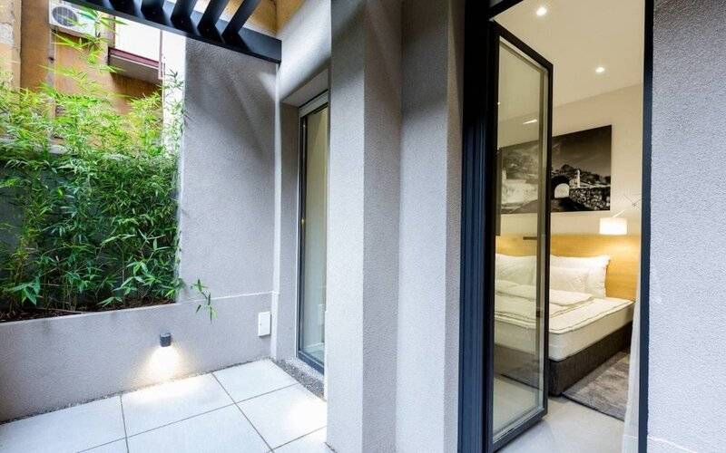 Teanna Lux Apartments