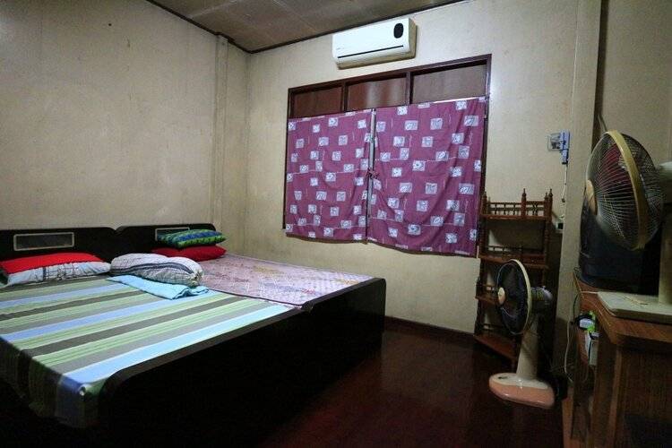 Anurak Guesthouse