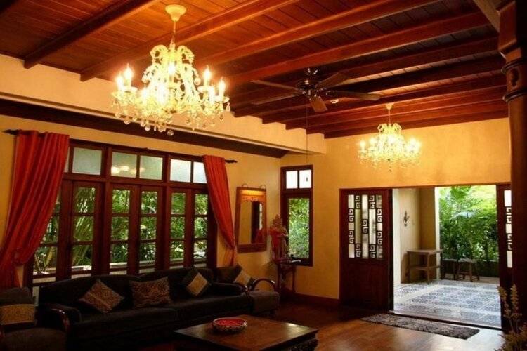 Ariyasomvilla