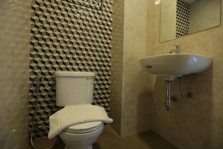 CK2 Hotel