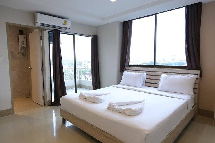 CK2 Hotel