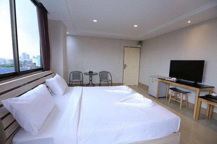 CK2 Hotel
