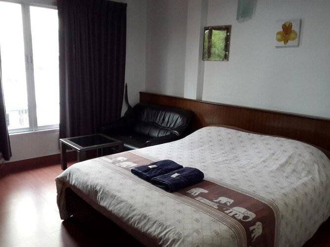 Orchid Inn