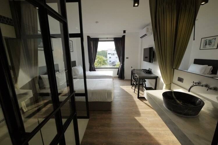 Oriental Heritage Residence