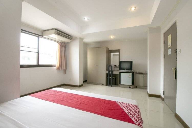 Oyo 75385 Hotel Win Long (Vaccinated Staff)