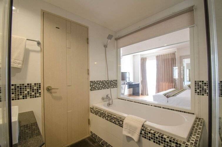 iCheck Inn Residences Sathorn