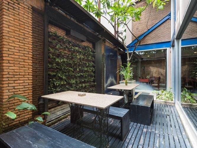 Silom Convent Garden