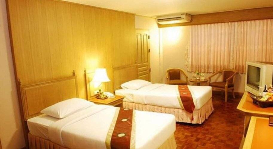 Silom Village Inn