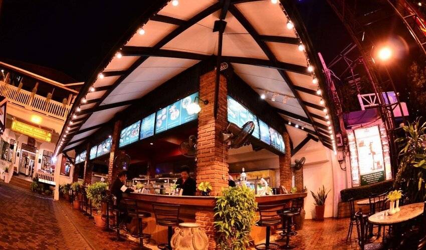 Silom Village Inn