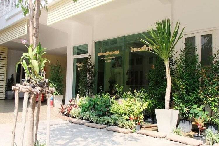 Sri Krungthep Hotel