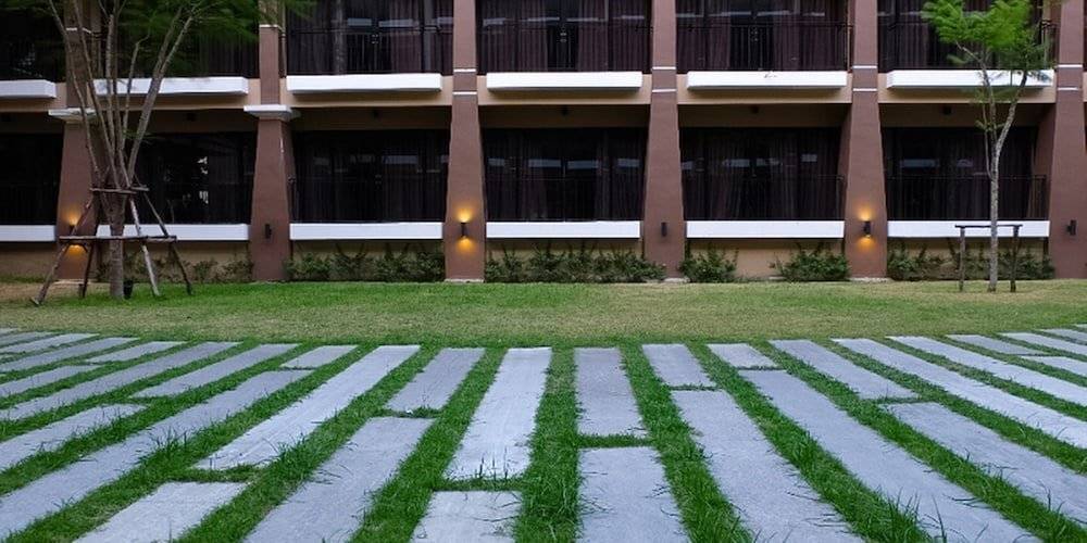 Summer Tree Hotel