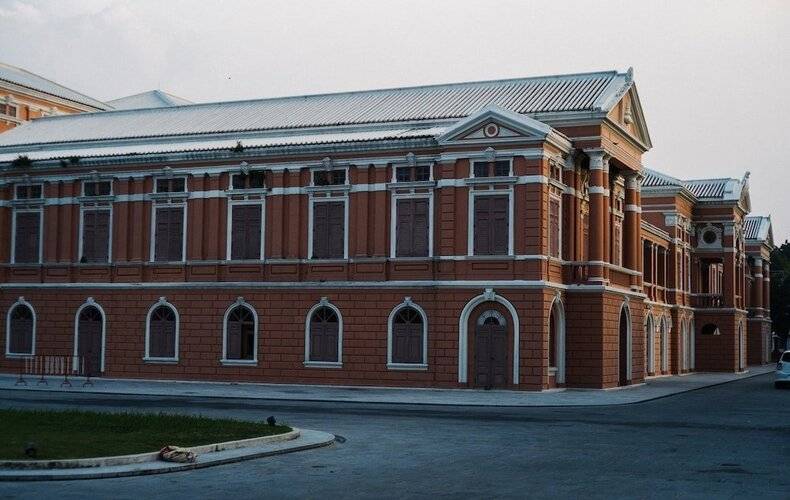1905 Heritage Corner