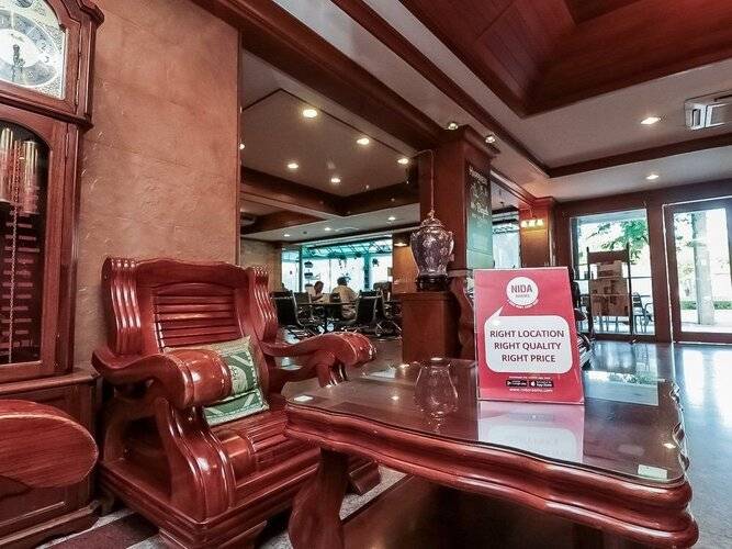 Howard Square Boutique Hotel