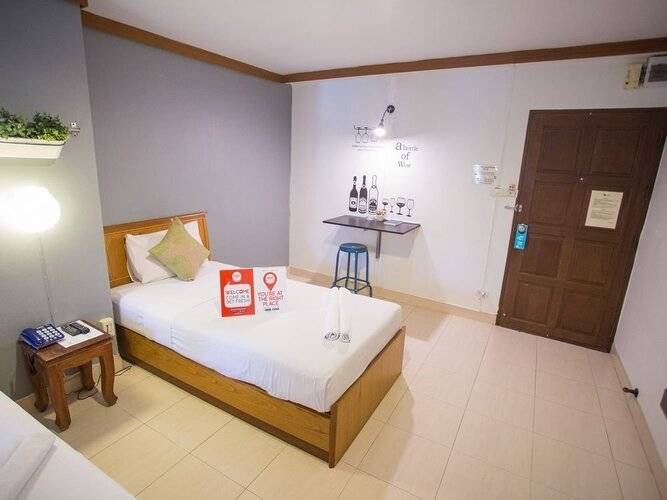 Howard Square Boutique Hotel
