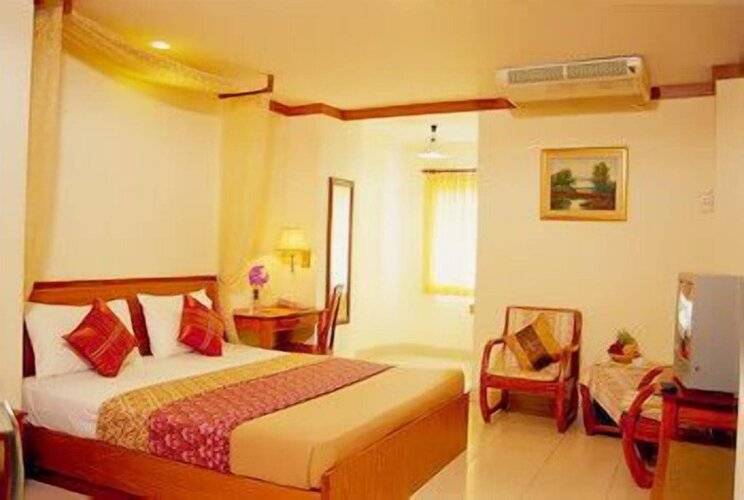 Howard Square Boutique Hotel