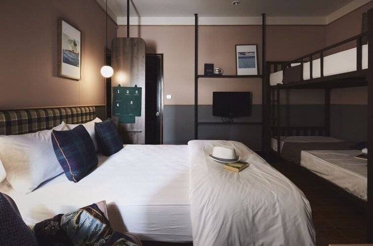 Josh Hotel