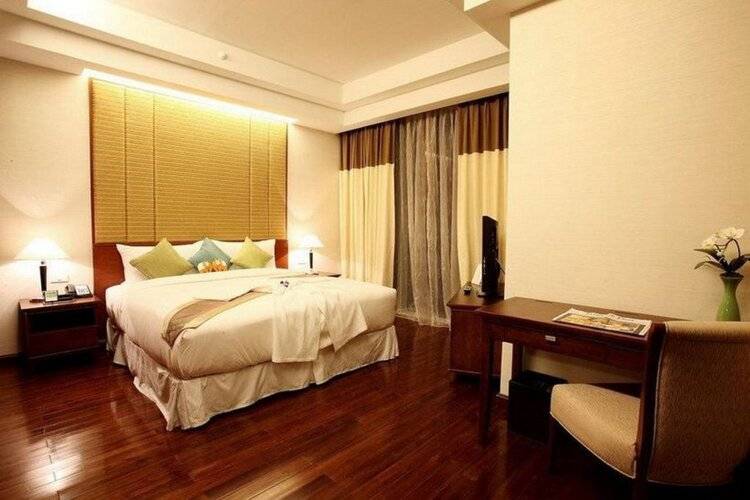 Column Bangkok Hotel