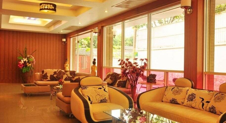 Dream Town Pratunam Hotel