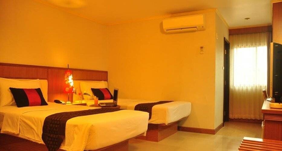 Dream Town Pratunam Hotel