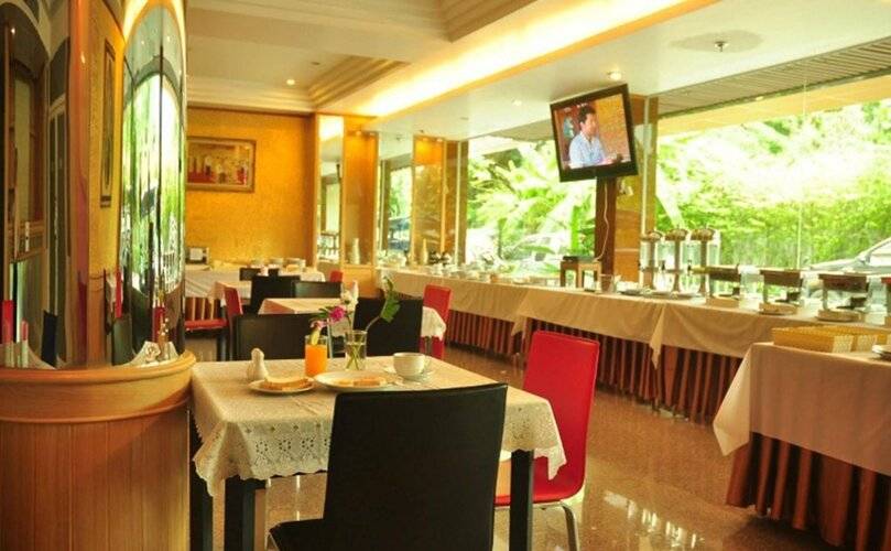 Dream Town Pratunam Hotel