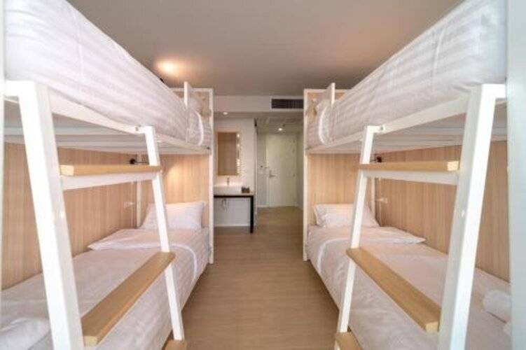 OYO 137 Kitzio House Hotel