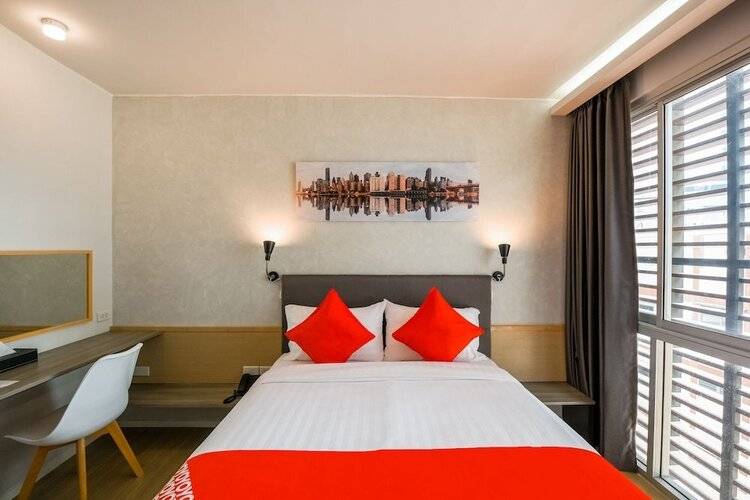 OYO 137 Kitzio House Hotel