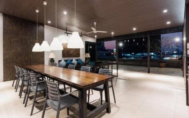 OYO 137 Kitzio House Hotel