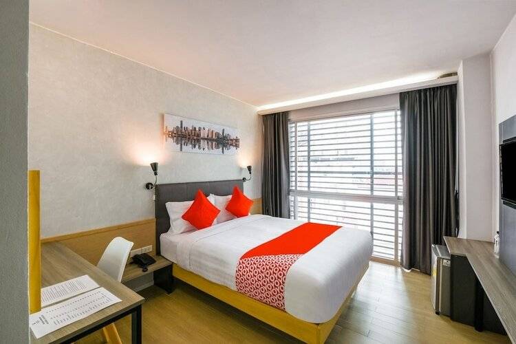 OYO 137 Kitzio House Hotel